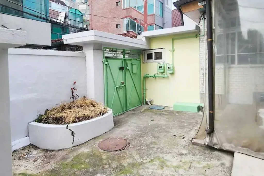 K-12 Hongdae 7Min #Sinchon 6Min Apartment Seoul